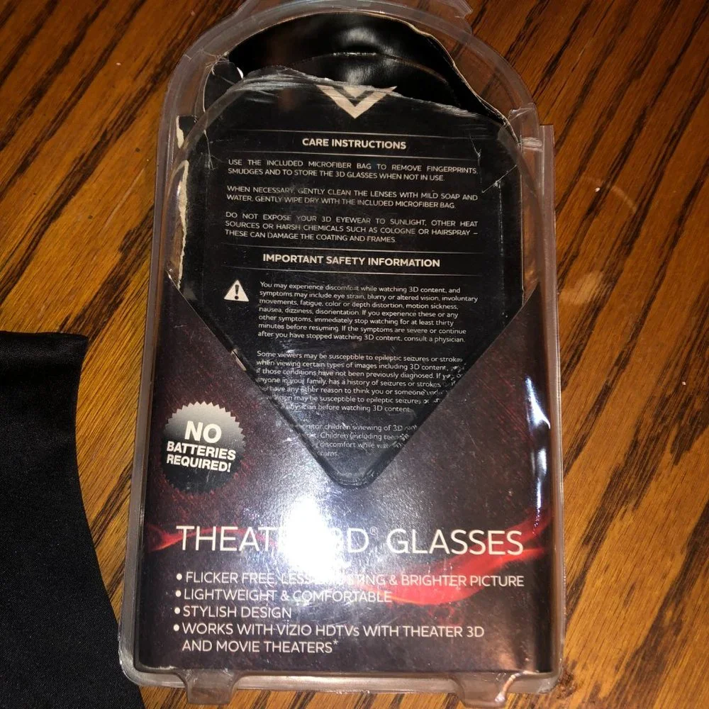Movie Theater Accessories Vizio Home Theater 3D Glasses 2 Pair with Carrying Bag